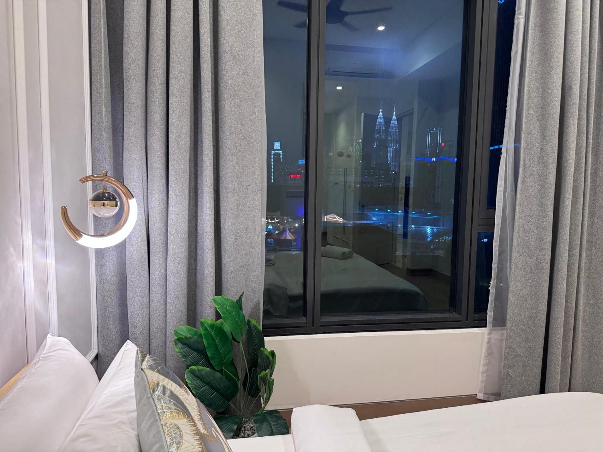 Infinity Pool Suite Bukit Bintang Lalaport Bbcc Kuala Lumpur Luaran gambar