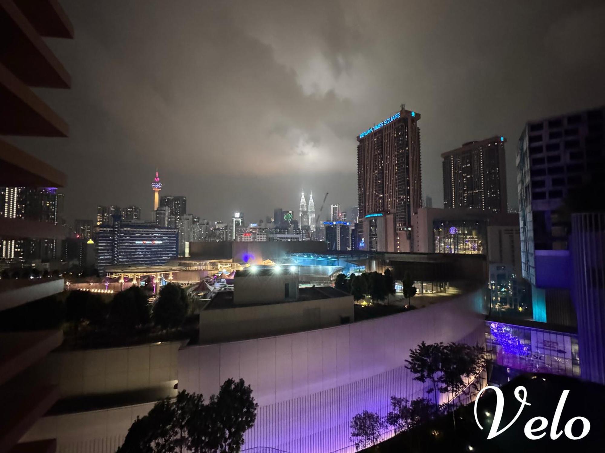 Infinity Pool Suite Bukit Bintang Lalaport Bbcc Kuala Lumpur Luaran gambar