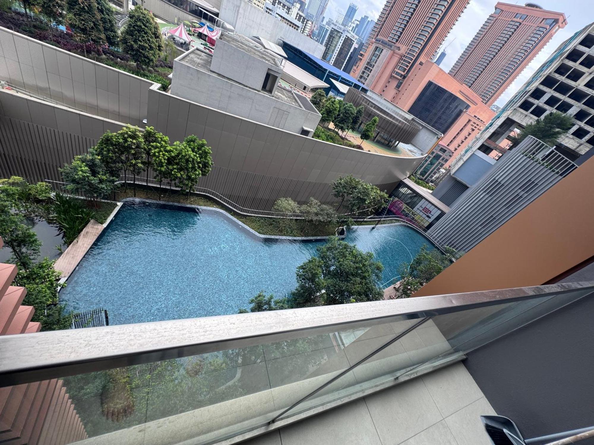 Infinity Pool Suite Bukit Bintang Lalaport Bbcc Kuala Lumpur Luaran gambar